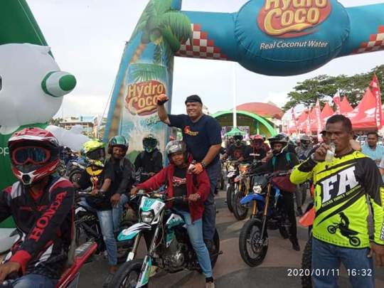  Bupati Inhu Bersama Ratusan Raider Melaksanakan Kegiatan Trabas      