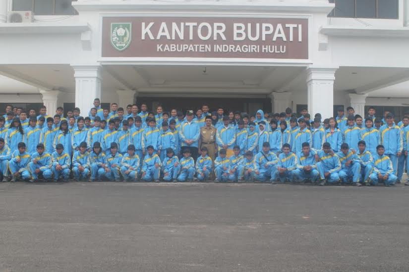 Sekda Inhu Melepas 163 Kontingen POPDA XII Ke Tingkat Propinsi Riau