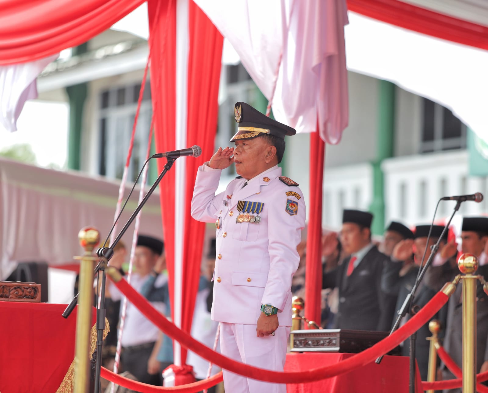 Plt Bupati Asmar Pimpin Upacara HUT ke-78 di Selatpanjang