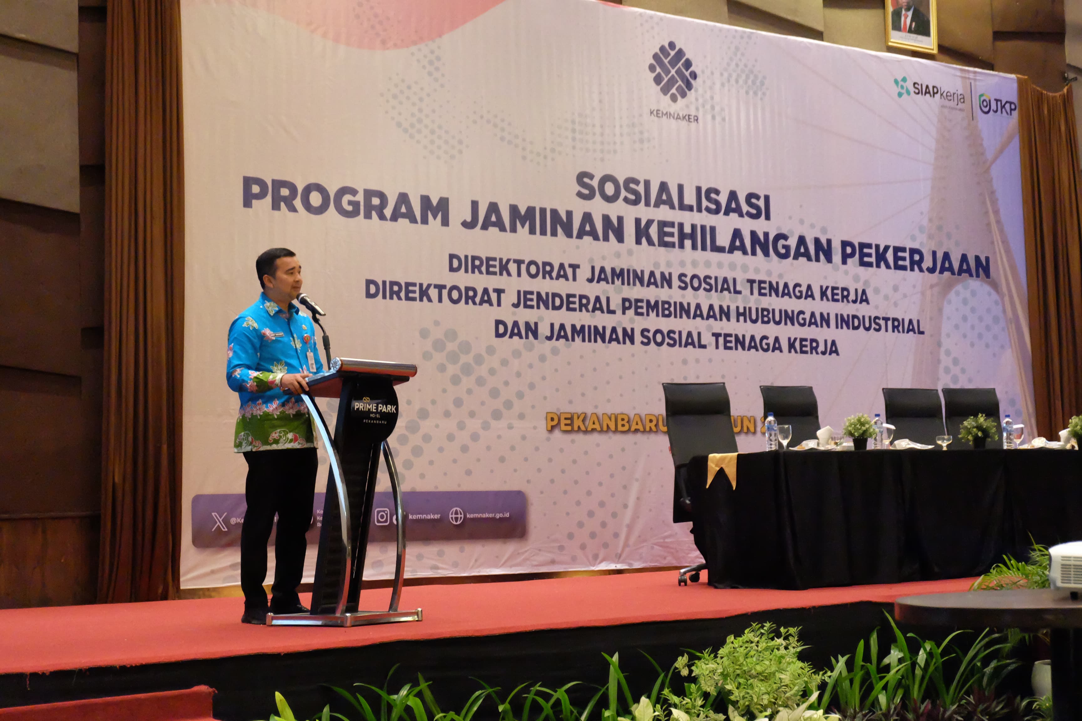 Kadisnakertrans Riau H. Boby Hadiri Sosialisasi JKP