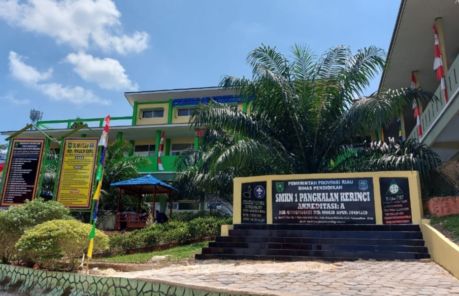 SMKN 1 Pangkalan Kerinci Terbesar Terima Alokasi Dana BOS Pelalawan 2026