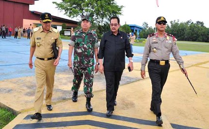 Galeri Kegiatan Plt Gubri Tinjau Pilkada Serentak di Riau