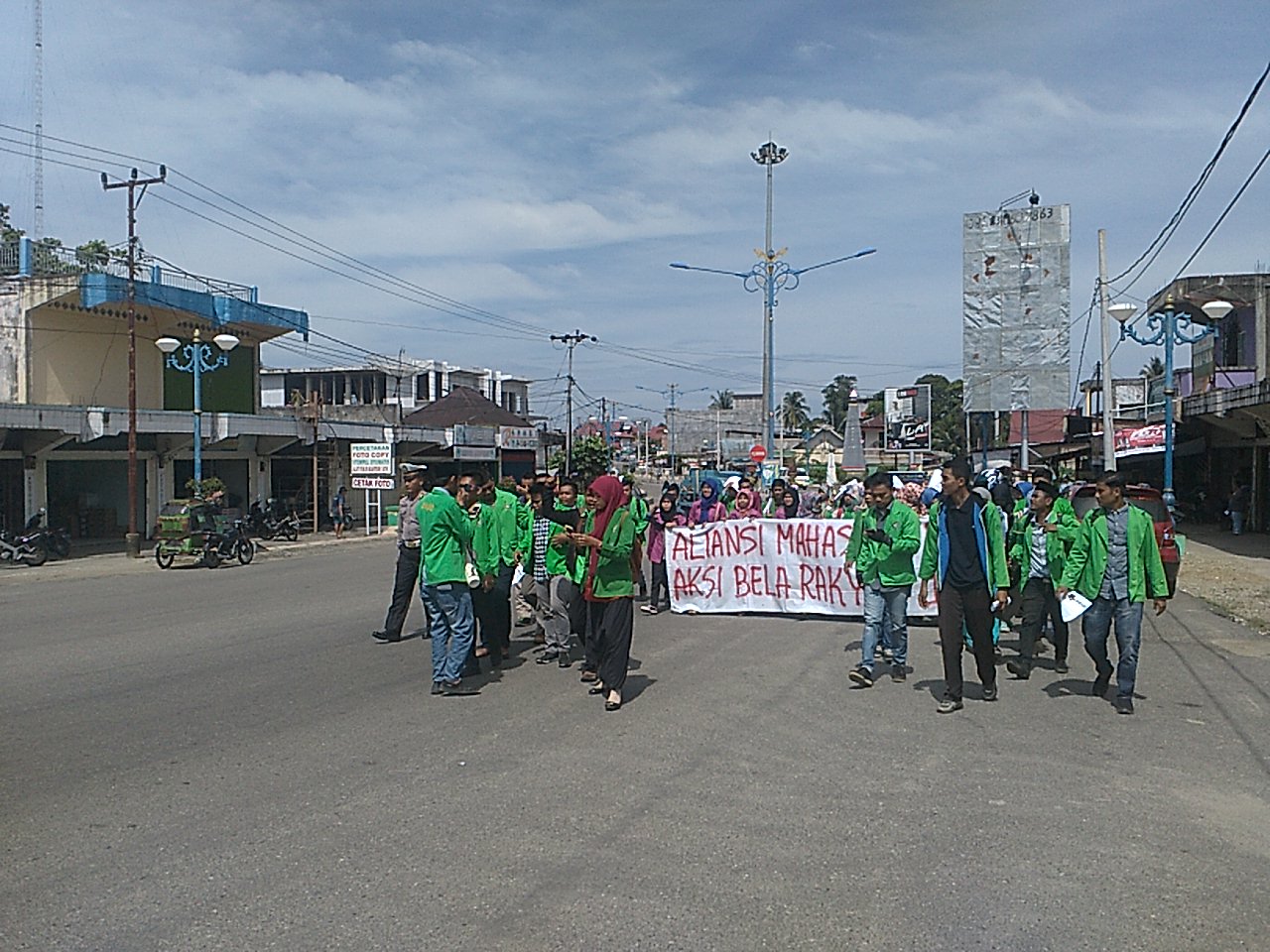 Puluhan Mahasiswa UPP dan Rokaniyah Gelar Demo Bela Rakyat