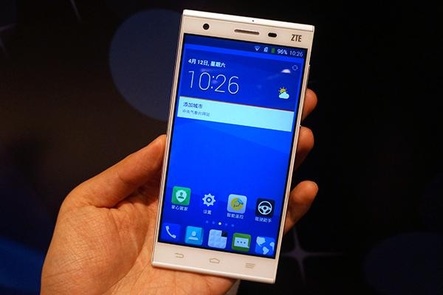 ZTE Star 1 Resmi Dirilis dengan Quad-Core