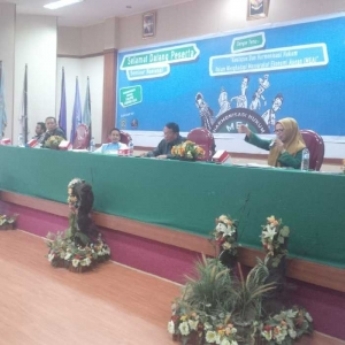 Mahasiswa UIR Dibekali Trik Hadapi Pasar Bebas MEA