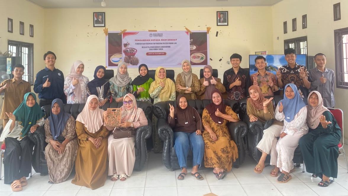TKKS Jadi Cuan! ITP2I Latih TP-PKK Padang Luas Budidaya Jamur Merang Skala Rumah Tangga