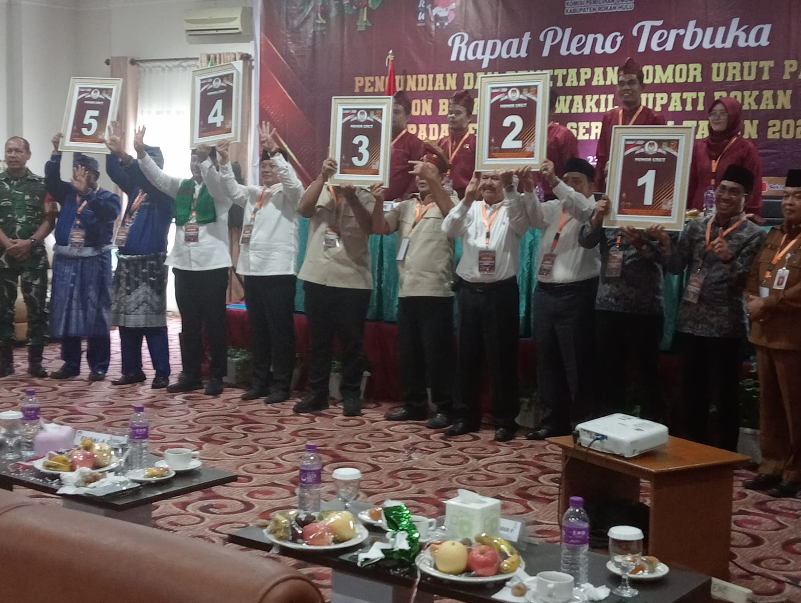 KPU Rohul Gelar Pengundian Nomor Urut Cabup-Cawabup