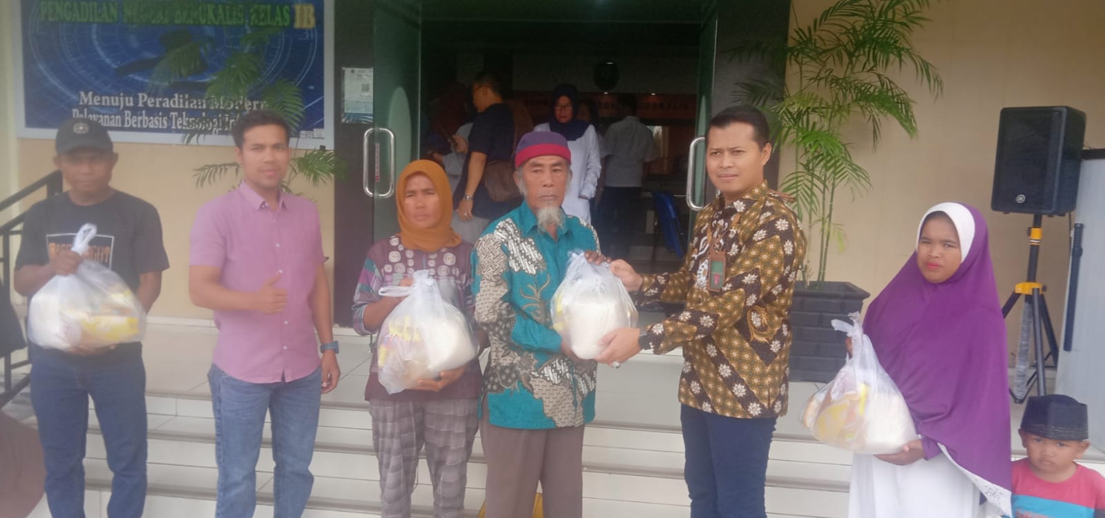 HUT IKAHI ke 70, PN Bengkalis Gelar Bazar sembako murah Gandeng PWI Bengkalis