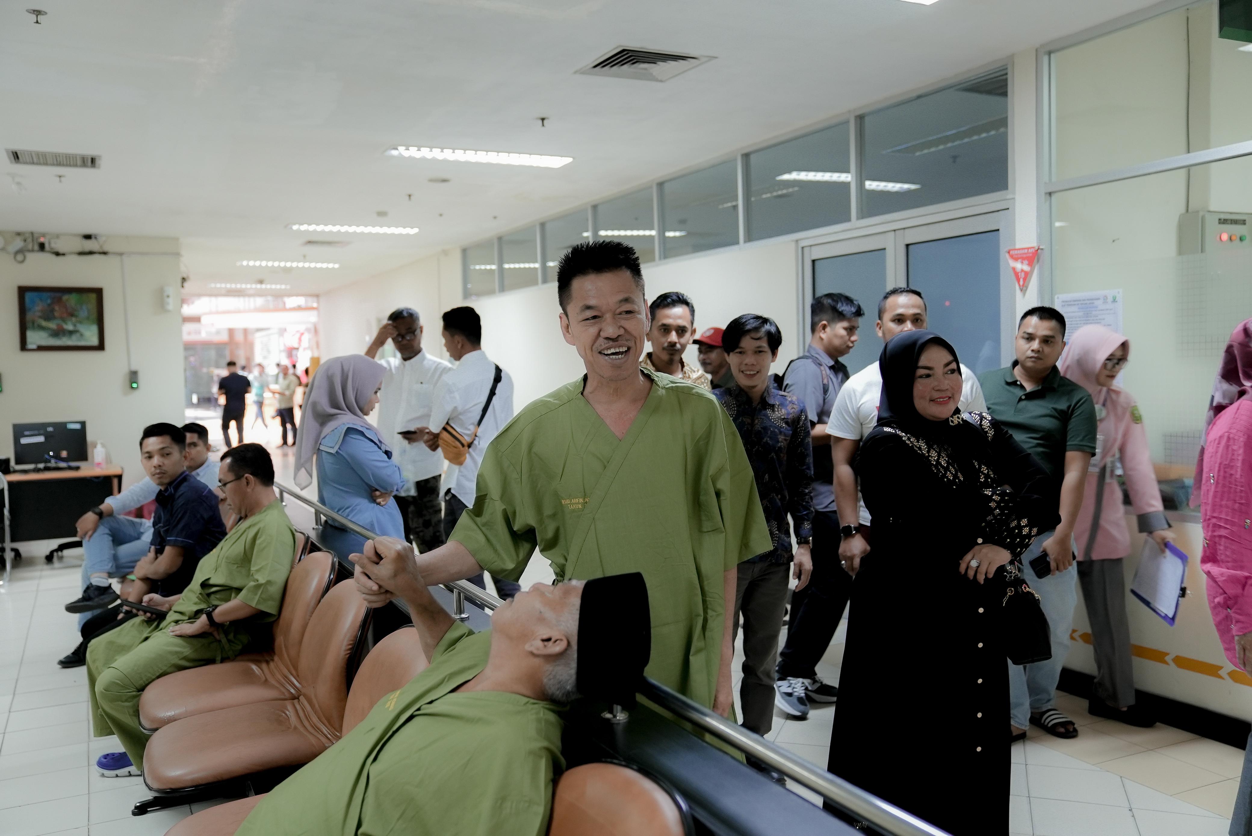 Pasangan ASSET Jalani Tes Kesehatan di RSUD Arifin Achmad Pekanbaru