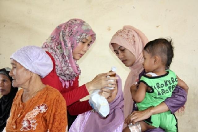 Gandeng Fakultas Kedokteran, LPM UR Berikan Penyuluhan dan Pemeriksaan Kesehatan Di Rohil