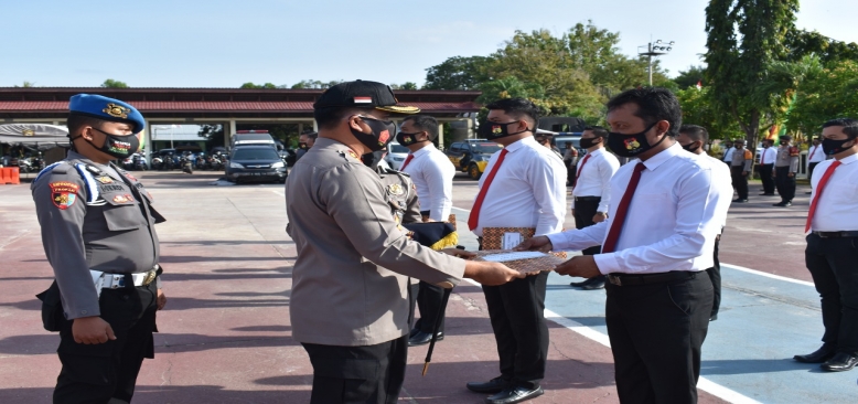 Ungkap Kasus Narkoba, Belasan Personel Polres Inhu Terima Reward