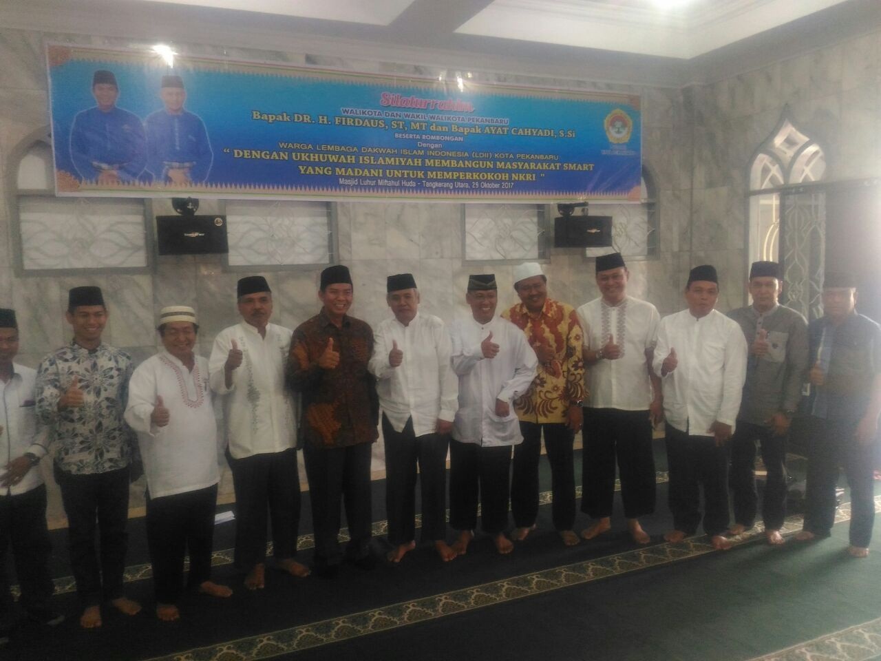 Firdaus MT ikut Mengaji Bersama Jamaah di Masjid Luhur Miftahul Huda