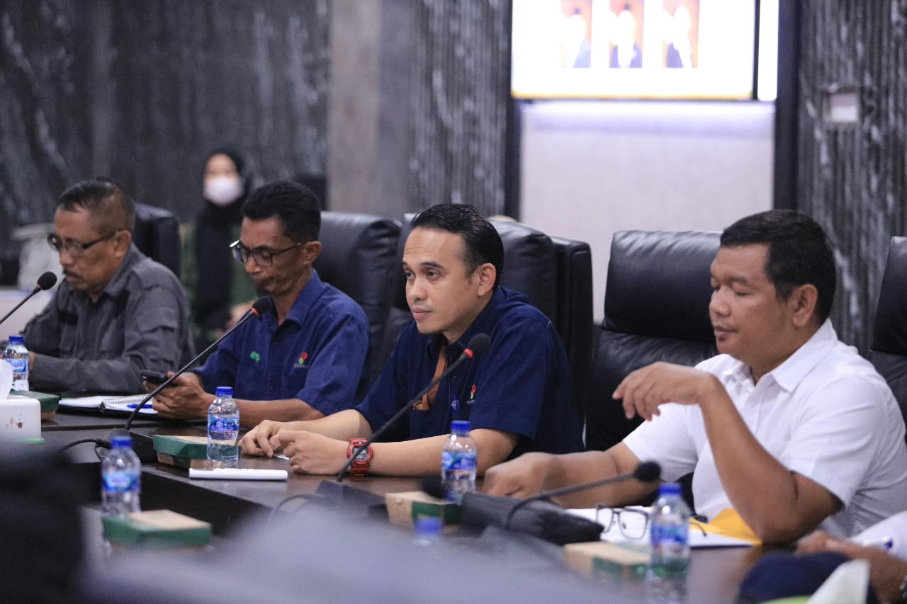 Ketua DPRD Kepulauan Meranti Bahas Pembangunan Jembatan Suak Nipah Bersama OPD dan Perusahaan