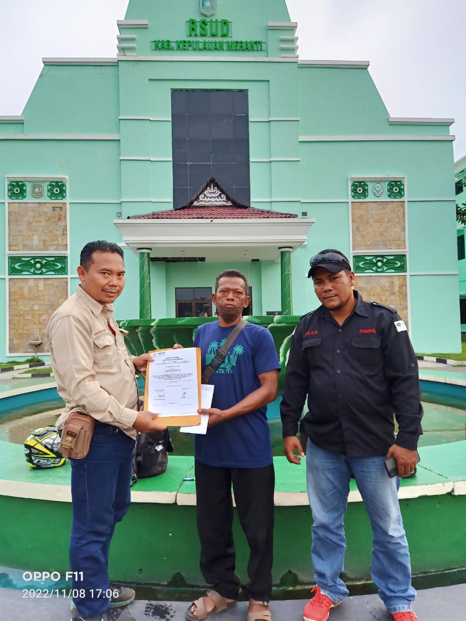 PT. ITA Serah Bantuan Dana dan Transportasi Bagi Dolah Pasien Infeksi Luka, Sekcam Merbau Beri Apresiasi