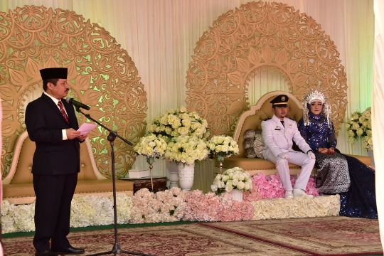 Hadiri Pernikahan Anak Sekda Bengkalis, Bupati Amril Mukminin Ucapan Tahniah dan Selamat Berbahagia 