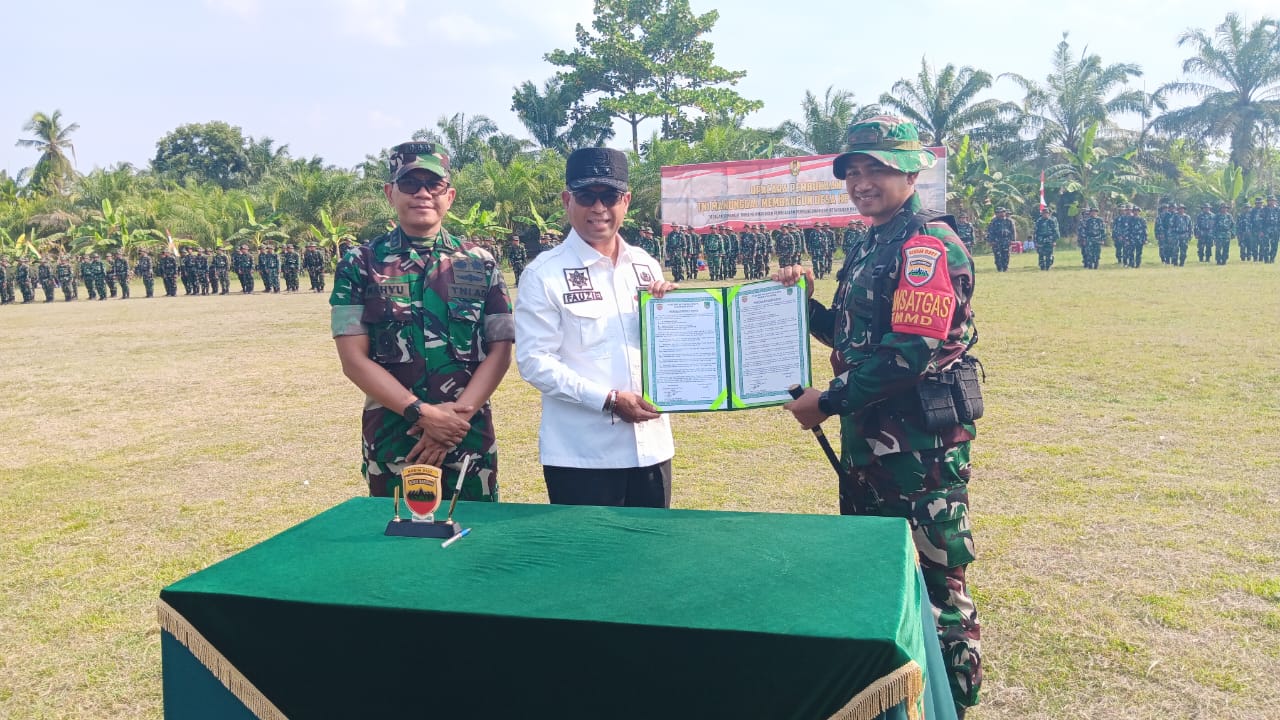 Pembukaan TMMD Ke-125 Kodim 0321/Rohil Ditandai Dengan Upacara Bersama