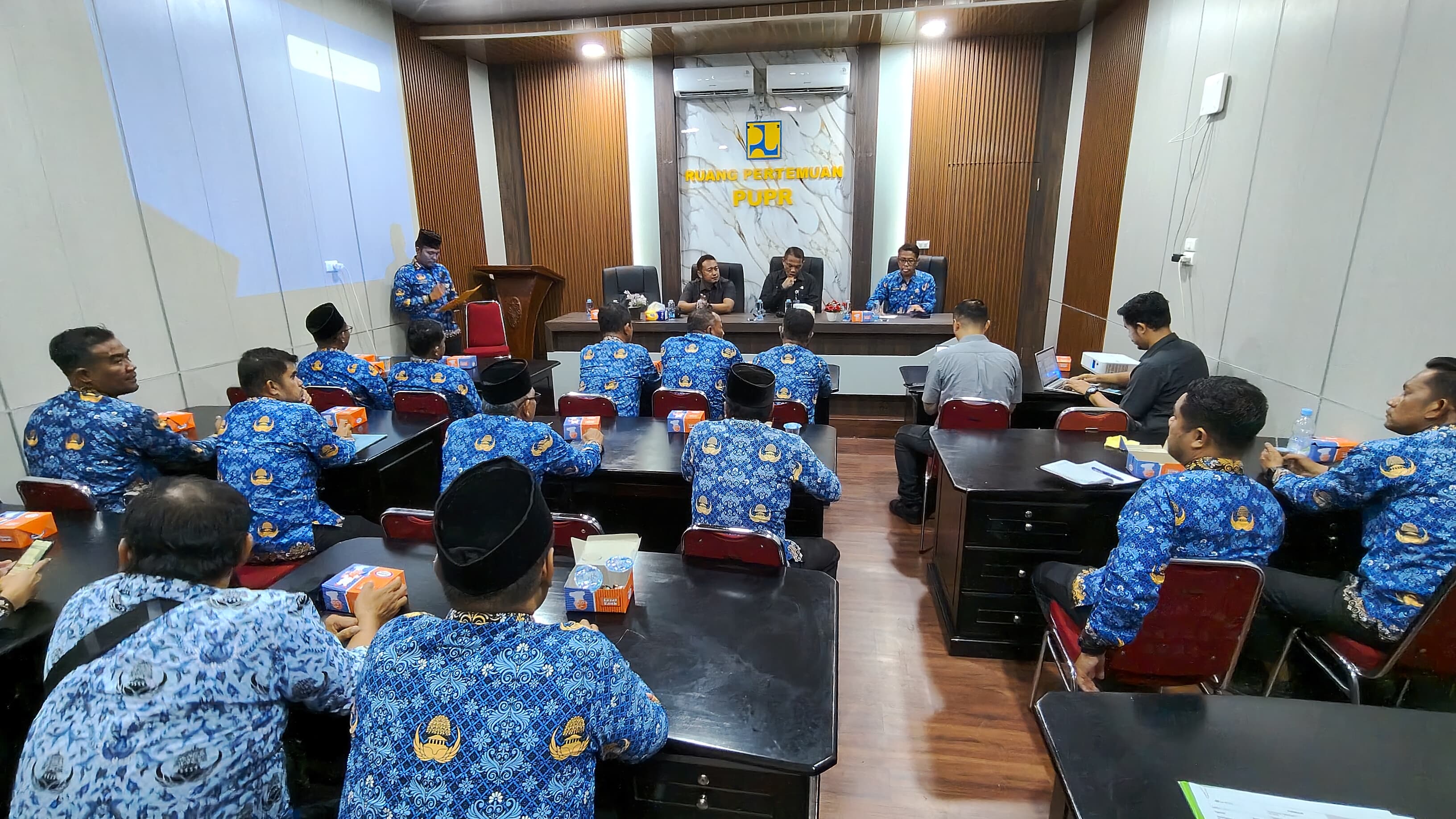 Gandeng BPJS Ketenagakerjaan, PUPR Rohil Tegaskan ke Perusahaan Konstruksi, Pekerja Harus  Ikut Jamsostek