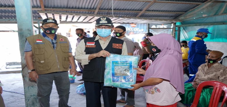  Bupati Inhil Soroti Ekonomi Seberang Tembilahan dan Akses Transportasi Pasca Longsor