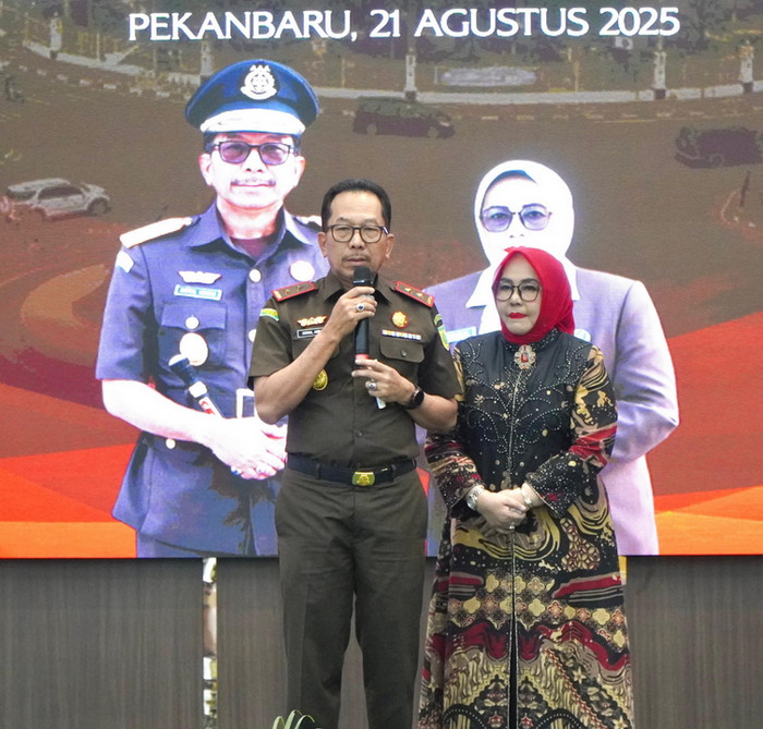 Kejati Riau , Akmal Akbbas Resmi Pensiun