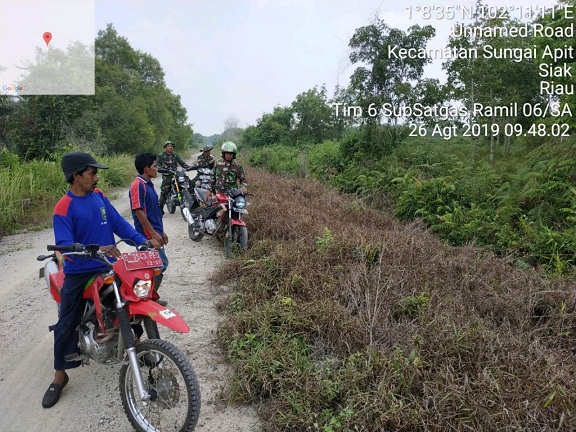 Patroli Bersama  Dua Desa  Bersama  TNI Sosialisasi dan  Pencegahan Karlahut 