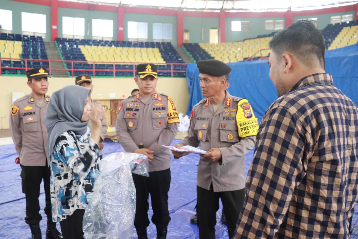 Kapolres Pelalawan Cek Pengamanan Proses Pelipatan Surat Suara Pilkada Pelalawan 2024