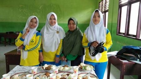 Tingkatkan Pengetahuan SMA N1 Kepenuhan Praktek Praktek Pembelajaran Muatan Lokal 