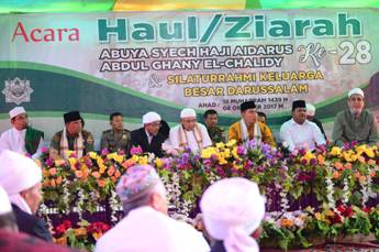 Gubri Hadiri Haul/ziarah Abuya Syech Haji Aidarus, Abdul Ghany El-Chalidy ke-28 & Silaturahmi Keluarga Besar Darussalam  di Desa Kabun Rohul