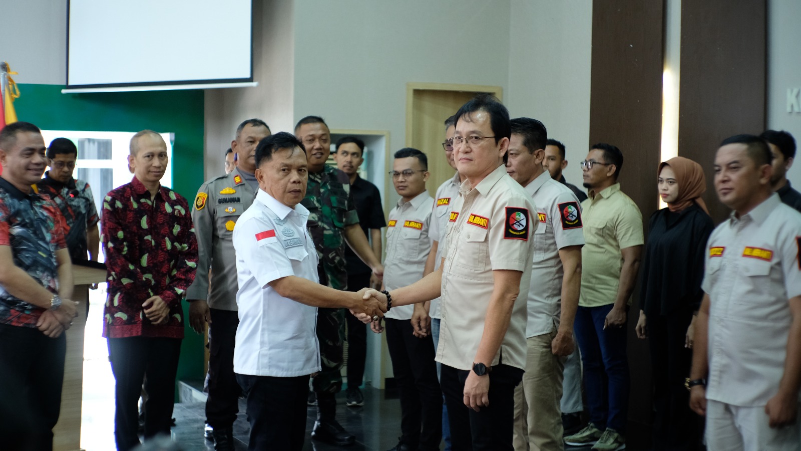 Plt Bupati Asmar Harap Perbakin Meranti Lahirkan Atlet Menembak