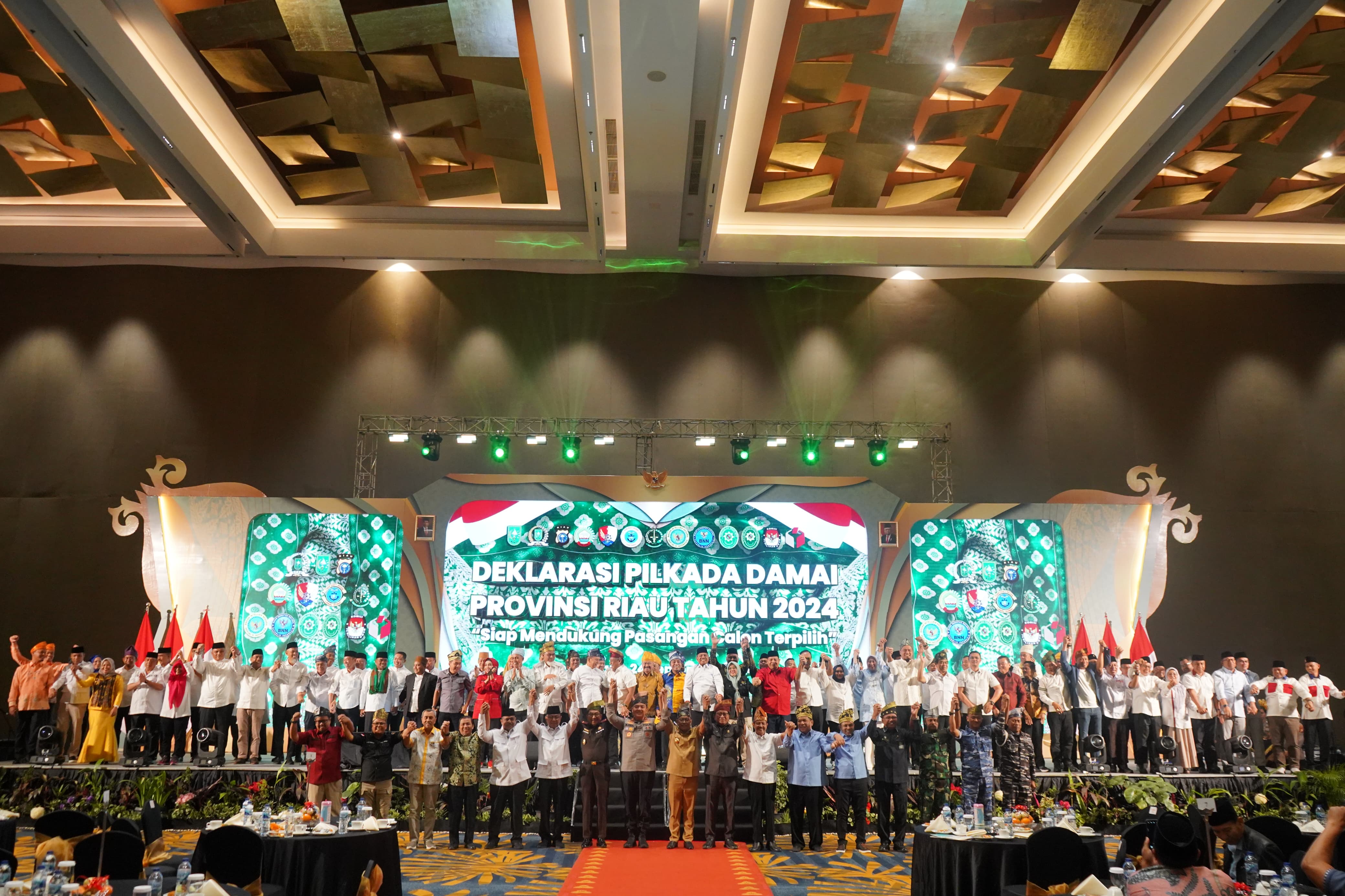 Deklarasi Damai: 43 Calon Kepala Daerah Riau Siap Tempuh Pilkada 2024 dengan Komitmen Kuat