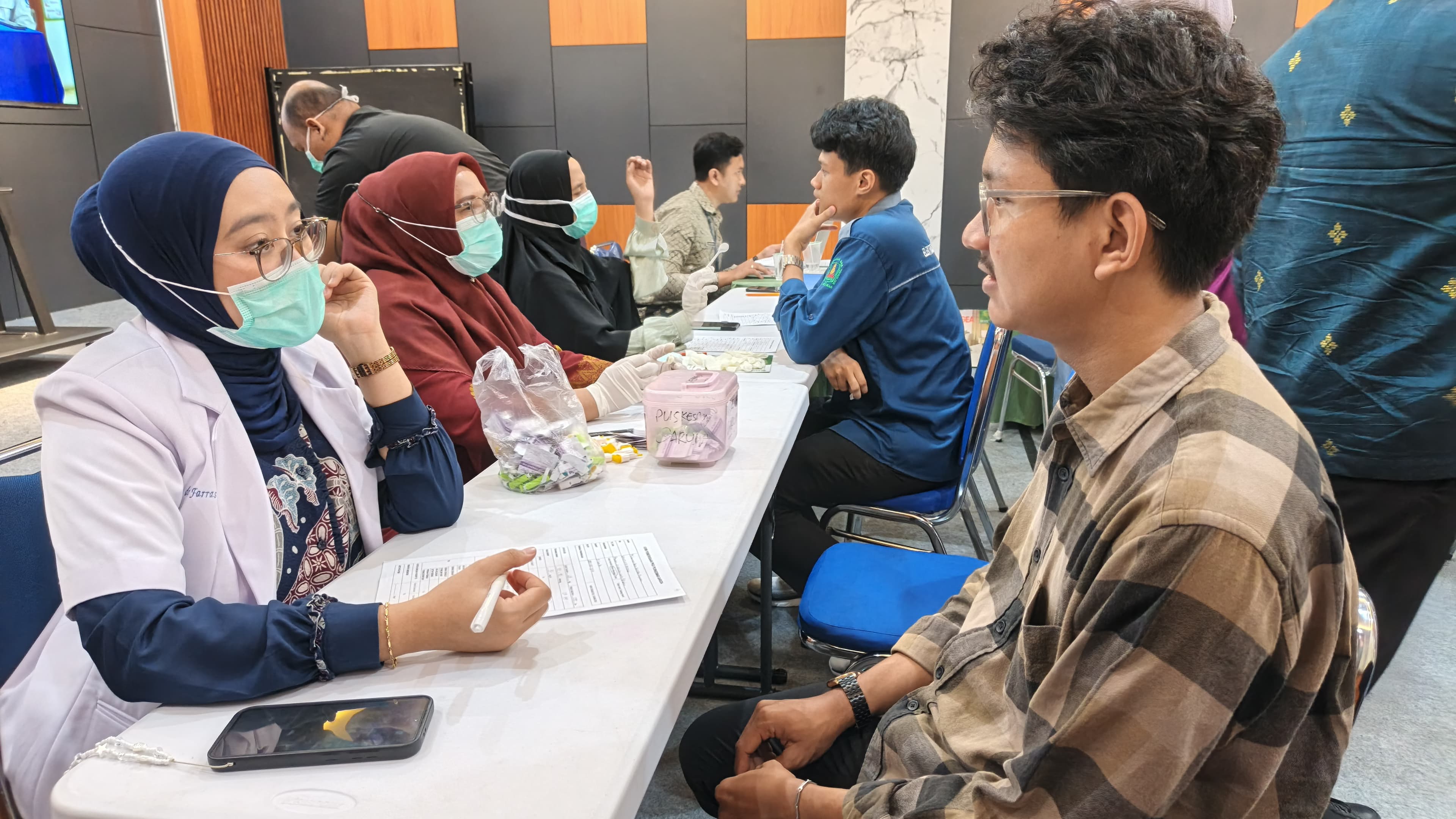 ‎Ratusan Mahasiswa IKTA Al Insyirah Ikuti Cek Kesehatan Gratis