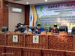 DPRD Rohil Sahkan Dua Ranperda Menjadi Perda: Cadangan Pangan dan Ketertiban Umum