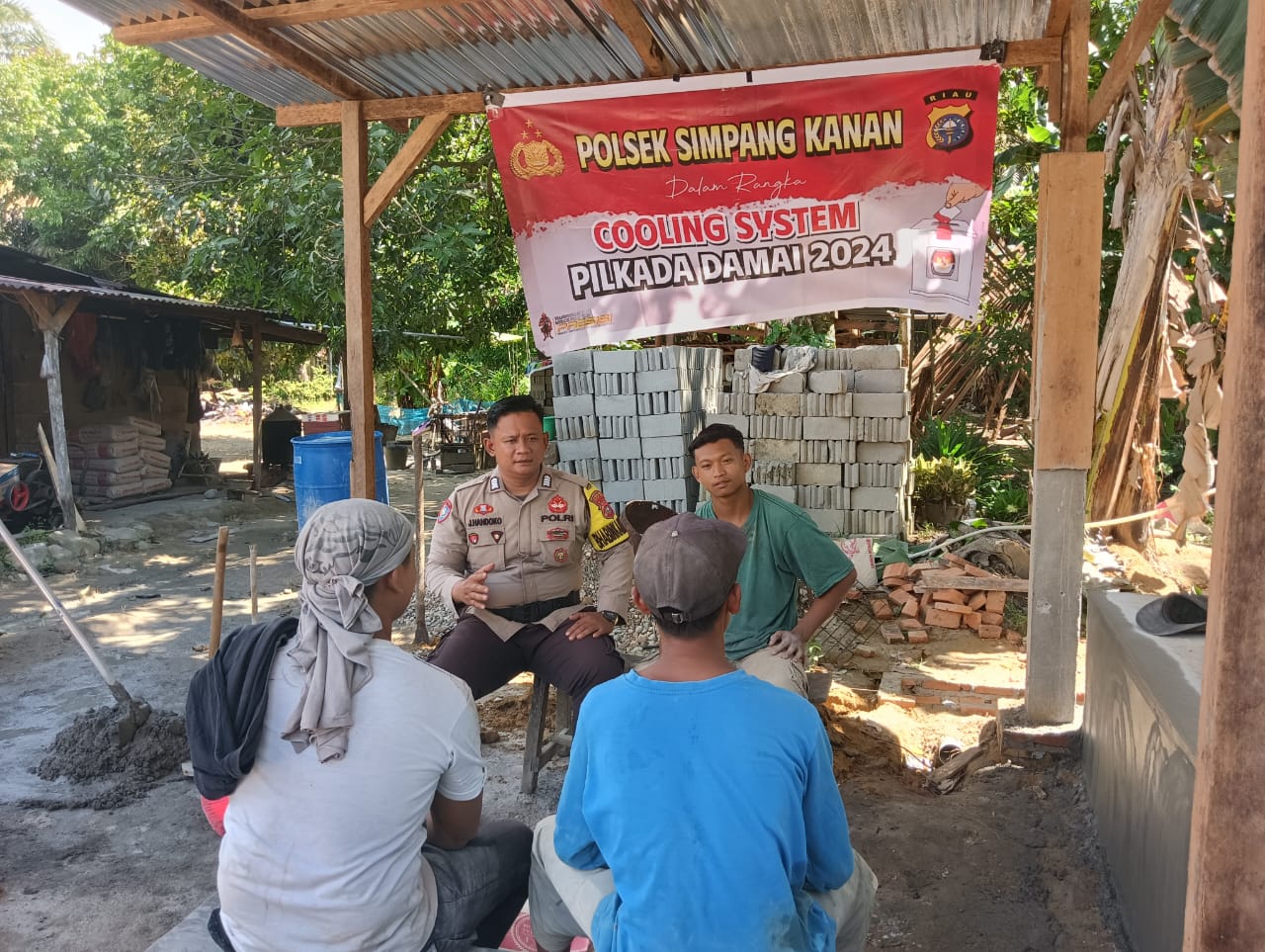 Kanit Samapta Dan Bhabinkamtibmas Kota Parit Laksanakan OPS Mantap Praja Lancang Kuning 2024