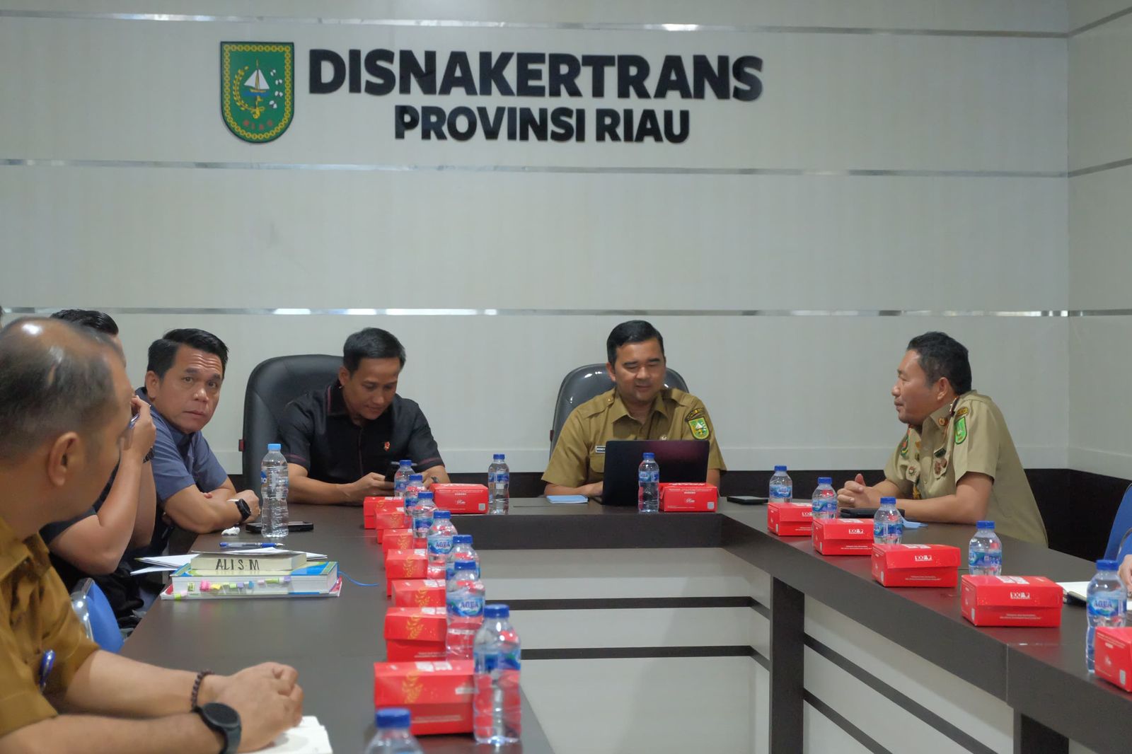 Usut Dugaan Penahanan Ijazah Eks Karyawan, Inilah Langkah Disnakertrans Riau