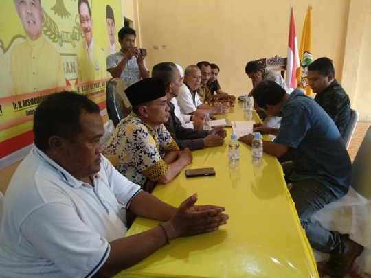  Mantan PLT Sekda Rohul Mas Feri Ambil Formulir Pendaftaran aringan Pilkada Rohul di Partai Golkar
