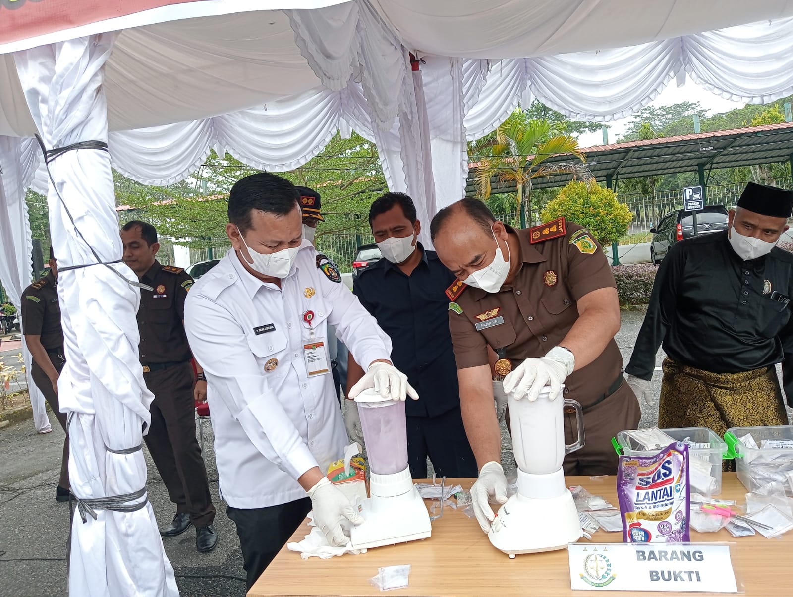 Wabup Rohul Hadiri Pemusnahan BB 156 Perkara Berkekuatan Tetap di Kejari