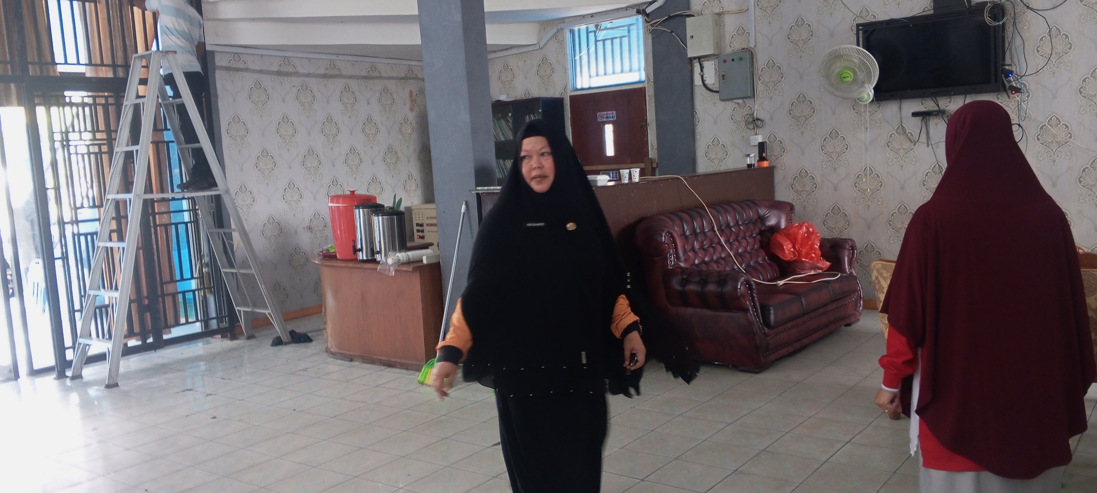 DP2KBP3A Rohil Gelar Gotong Royong Bersama untuk Ciptakan Lingkungan Kerja Nyaman