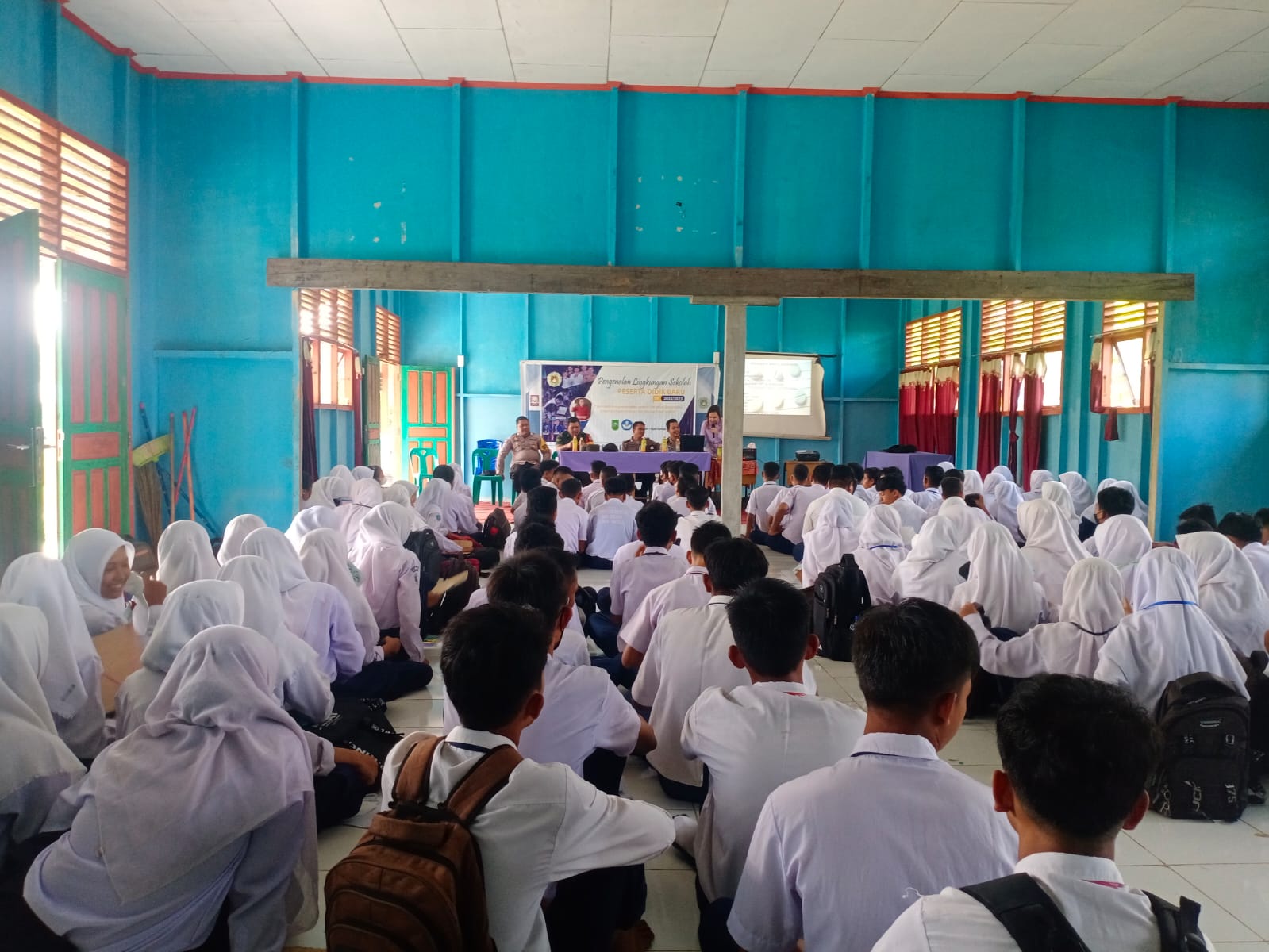 Polsek Kuala Kampar Sosialisasi Bahaya Narkoba Di SMAN 01 Kuala Kampar