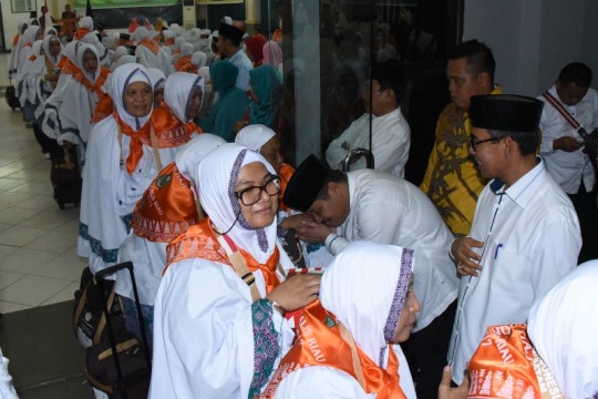 JCH Bengkalis Kloter 5 BTH  Telah Mendarat di Madinah