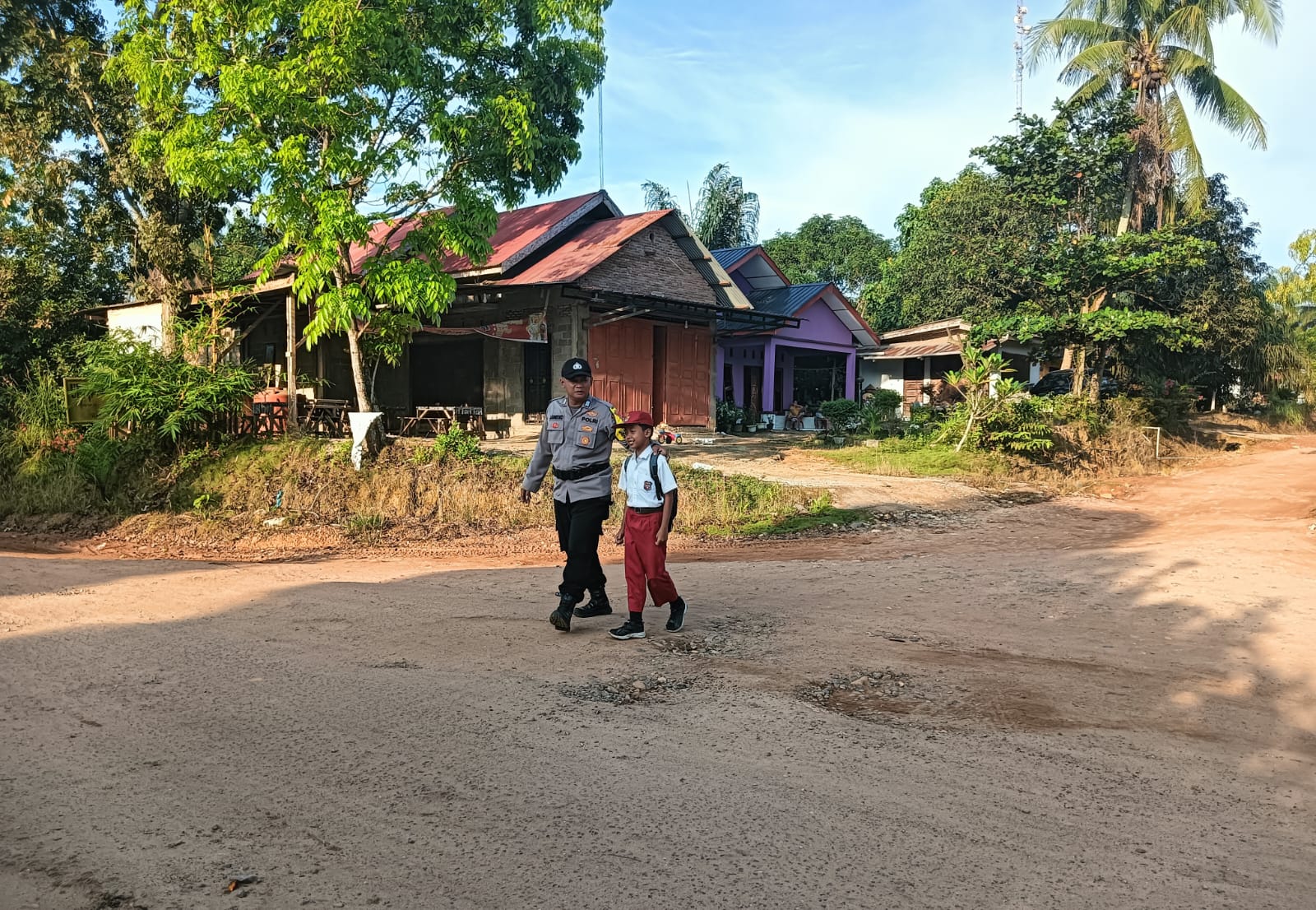 Kegiatan PKM dan Strong Point Polsek Simpang Kanan Berjalan Kondusif