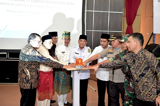 Tahun Ini, 17 Desa di Riau Akhirnya Dapat Merasakan Listrik