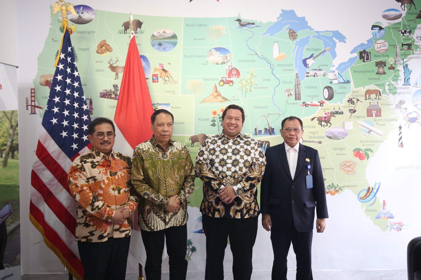 Konsulat Amerika Resmikan Education USA Center di Kampus UMSU