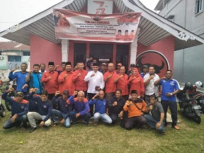 Serahkan Formulir, Masuri Optimis Mampu Persatuan Daratan dan Pulau