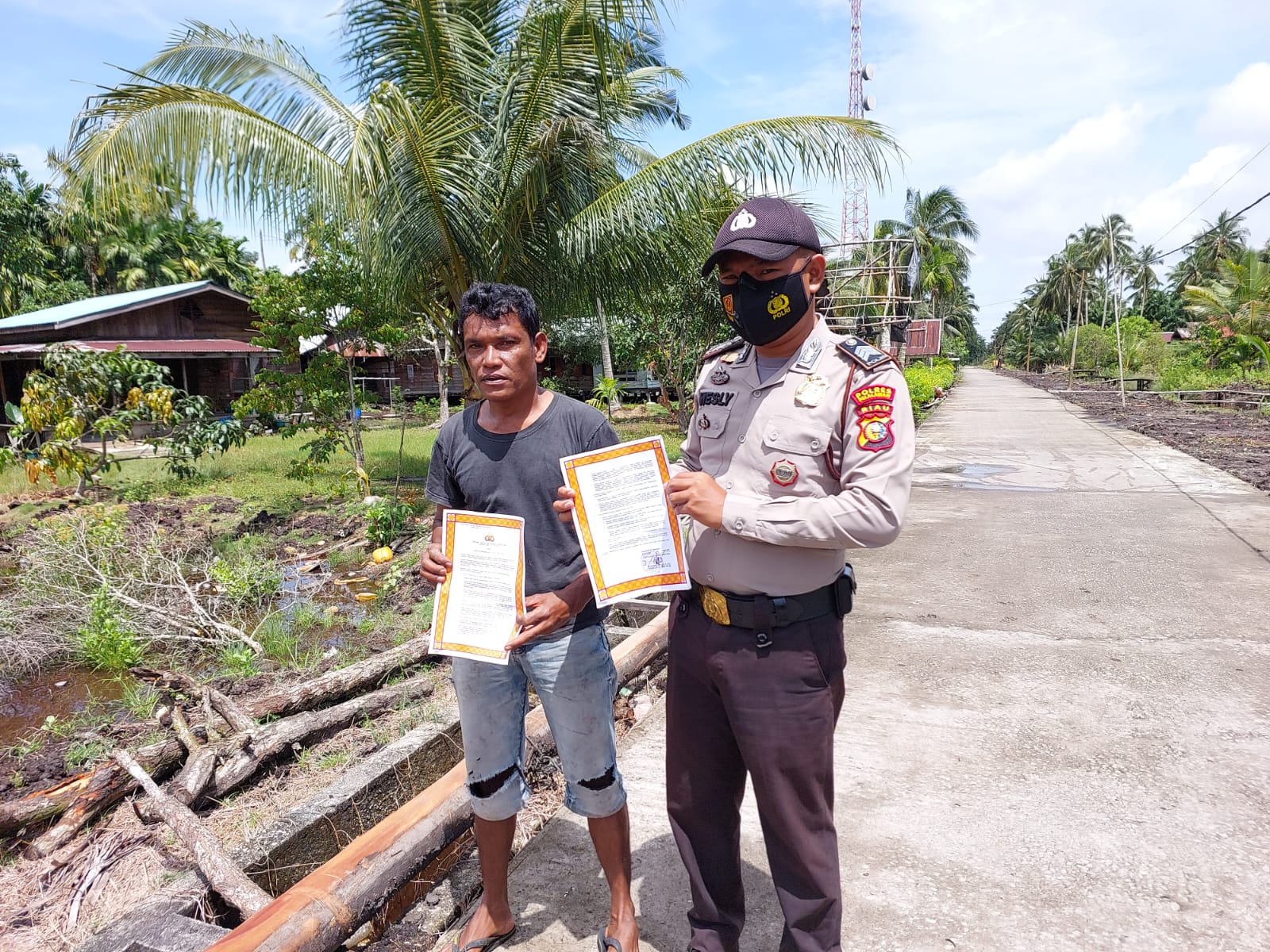 Polsek Kuala Kampar Himbau Cegah Karlahut & Bagikan Maklumat Kapolda Riau
