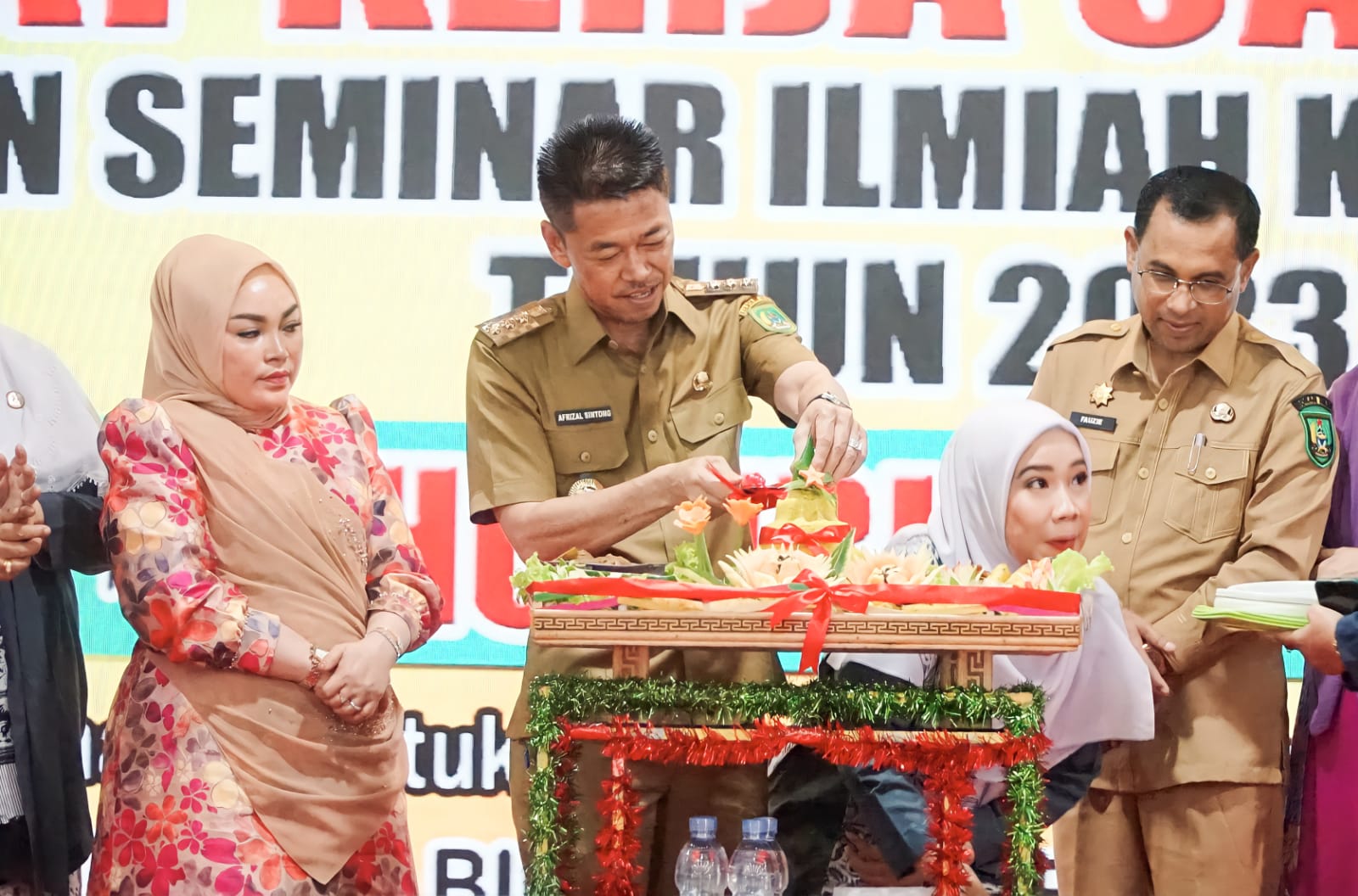 Bupati Rohil Buka Raker Cabang ll dan Seminar Ilmiah Kesehatan Bersempena HUT IBI ke-72