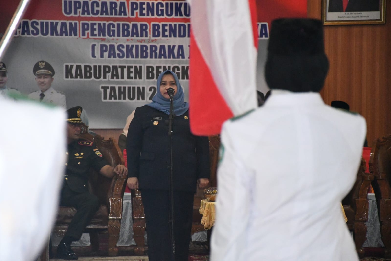 Bupati Kasmarni Kukuhkan 75 Anggota Paskibraka Kabupaten Bengkalis