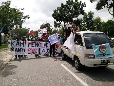 Beasiswa Tak Kunjung Dibayarkan, Mahasiswa Meranti Kembali Demo ke Kantor Bupati 