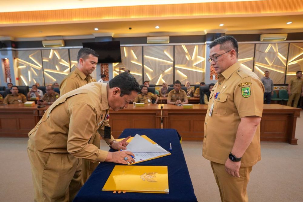 Berikut Nama - Nama  Pejabat di Tunjuk  PLT 19  OPD Pemprov Riau