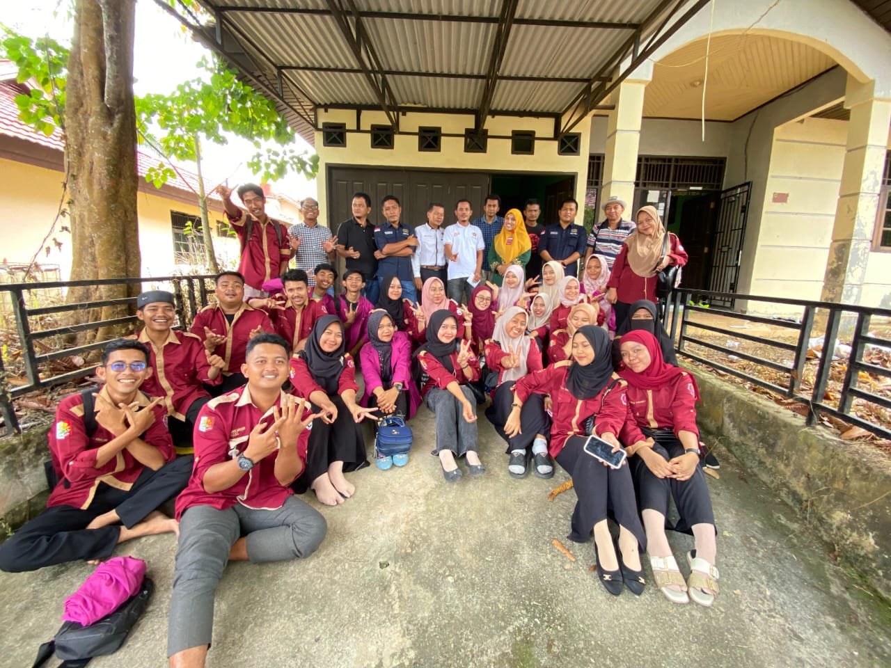 Puluhan Mahasiswa Rokania Jurusan Sastra dan Budaya  Kunjungi PWI Rohul