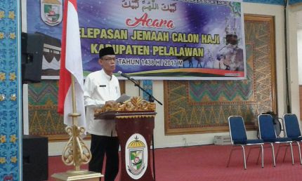 Wabup Lepas Jemaah Calon Haji Pelalawan 