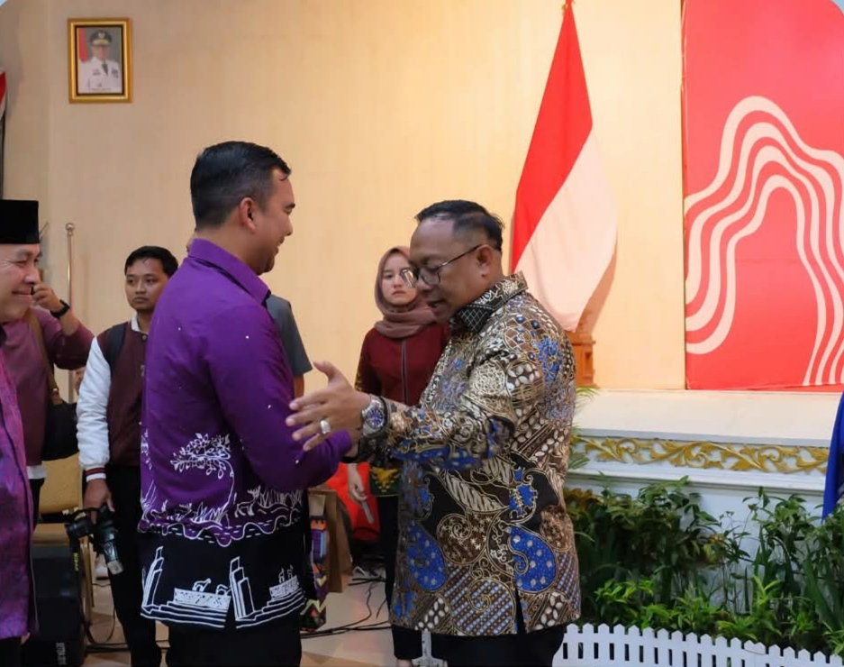 Kadisnakertrans Hadiri  Malam Purna Tugas Pj Gubernur Riau Rahman Hadi Penuh Haru dan Apresiasi